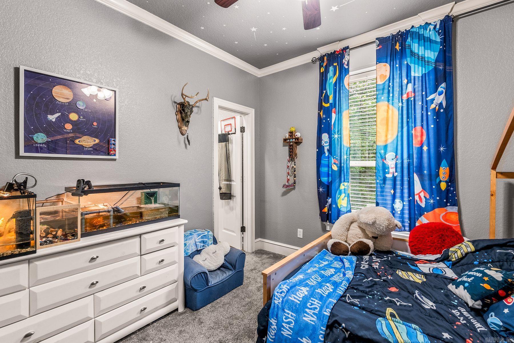 MOUNTAIN VALLEY ESTATES - Residential