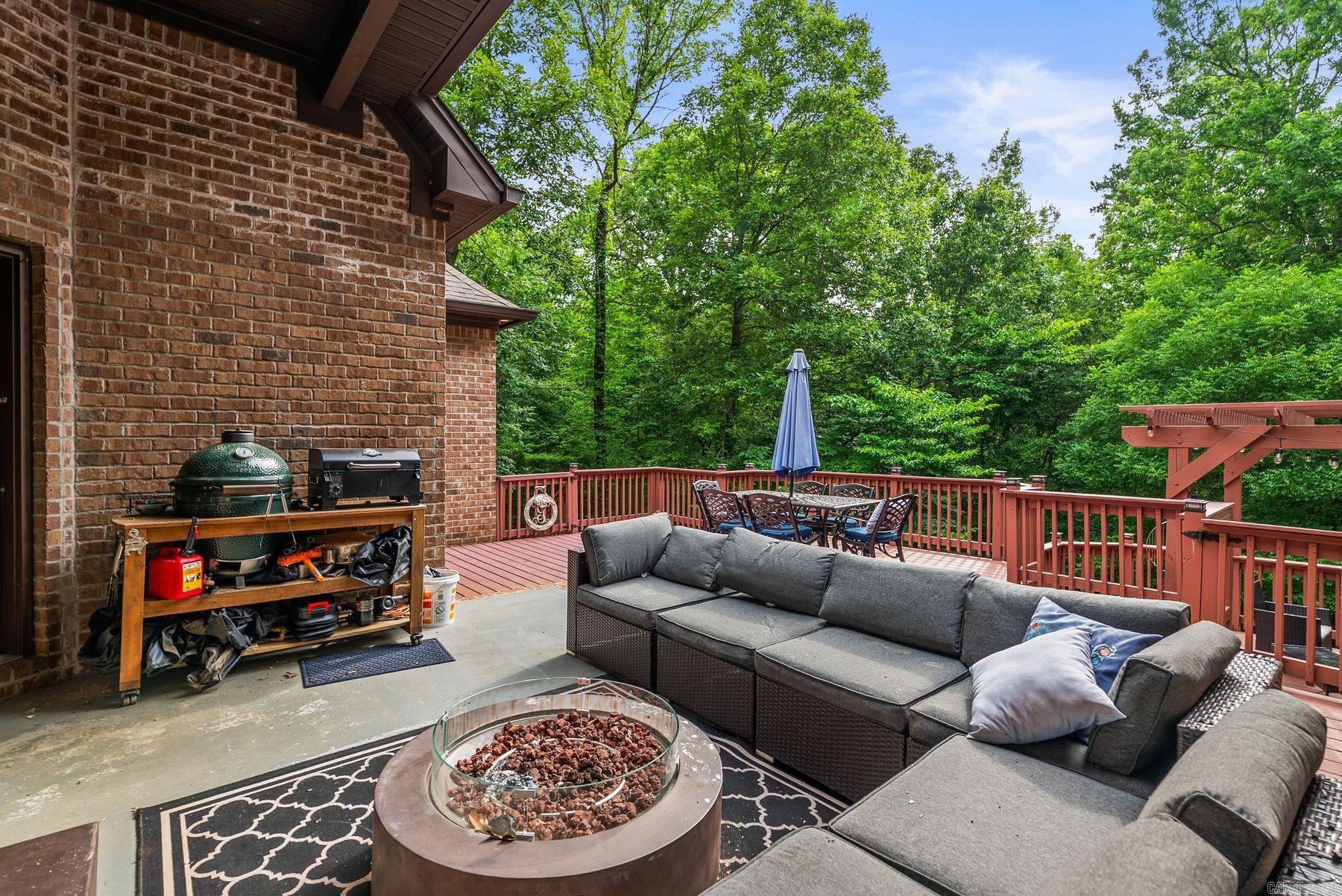 MOUNTAIN VALLEY ESTATES - Residential