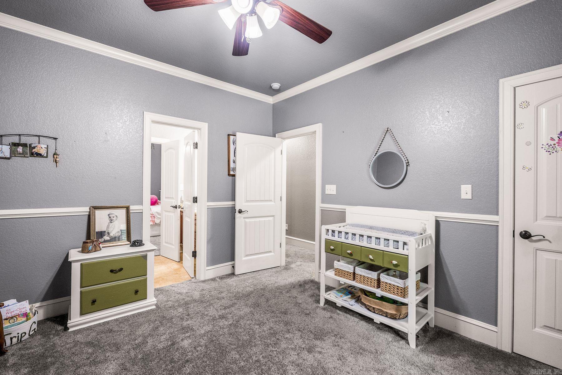MOUNTAIN VALLEY ESTATES - Residential