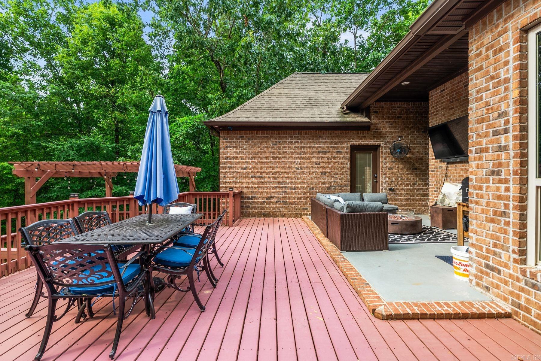 MOUNTAIN VALLEY ESTATES - Residential