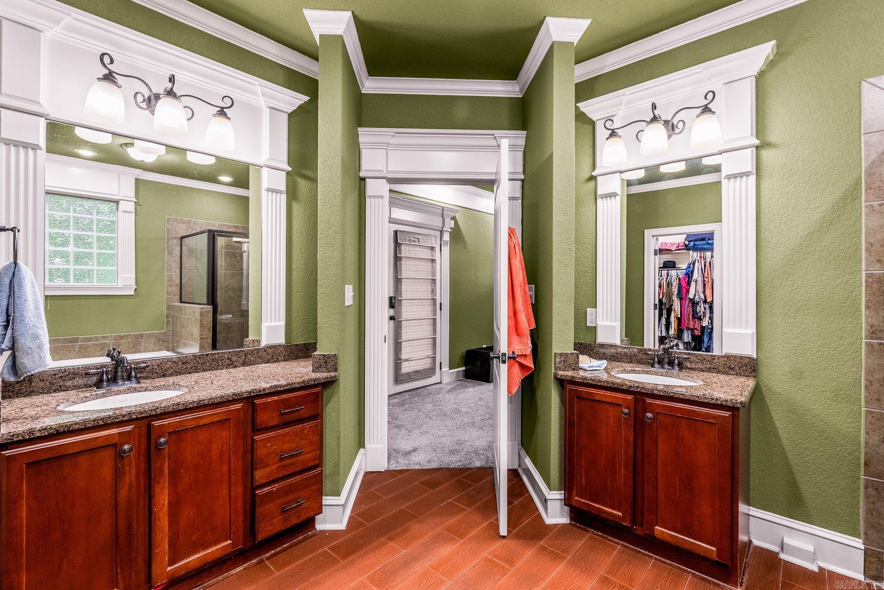 MOUNTAIN VALLEY ESTATES - Residential