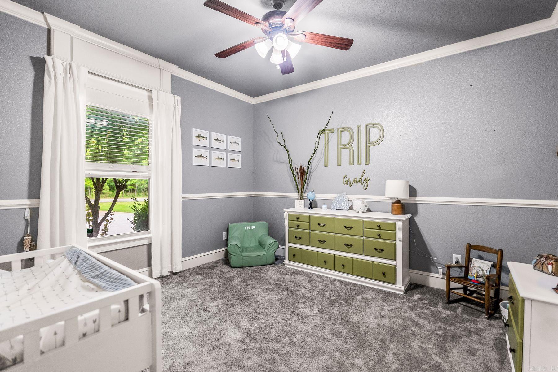 MOUNTAIN VALLEY ESTATES - Residential
