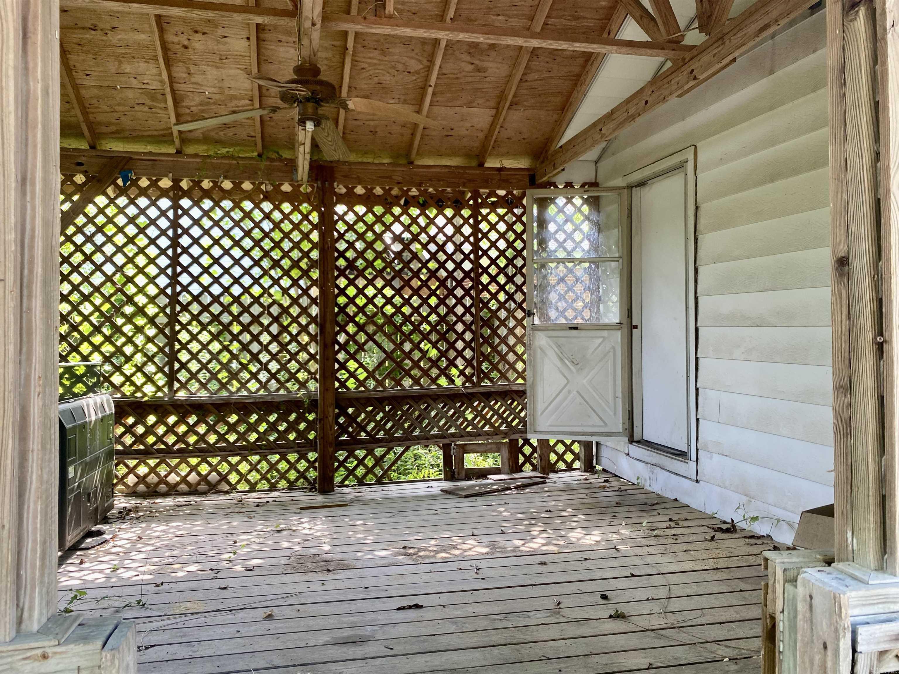 CULLENDALE-TOWNSITE - Residential