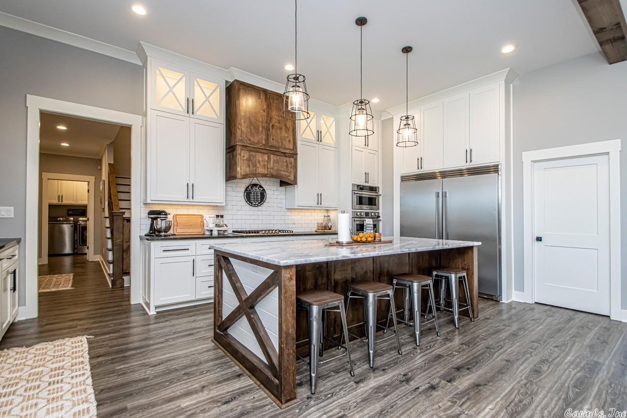 KENTUCKY HILLS - Residential