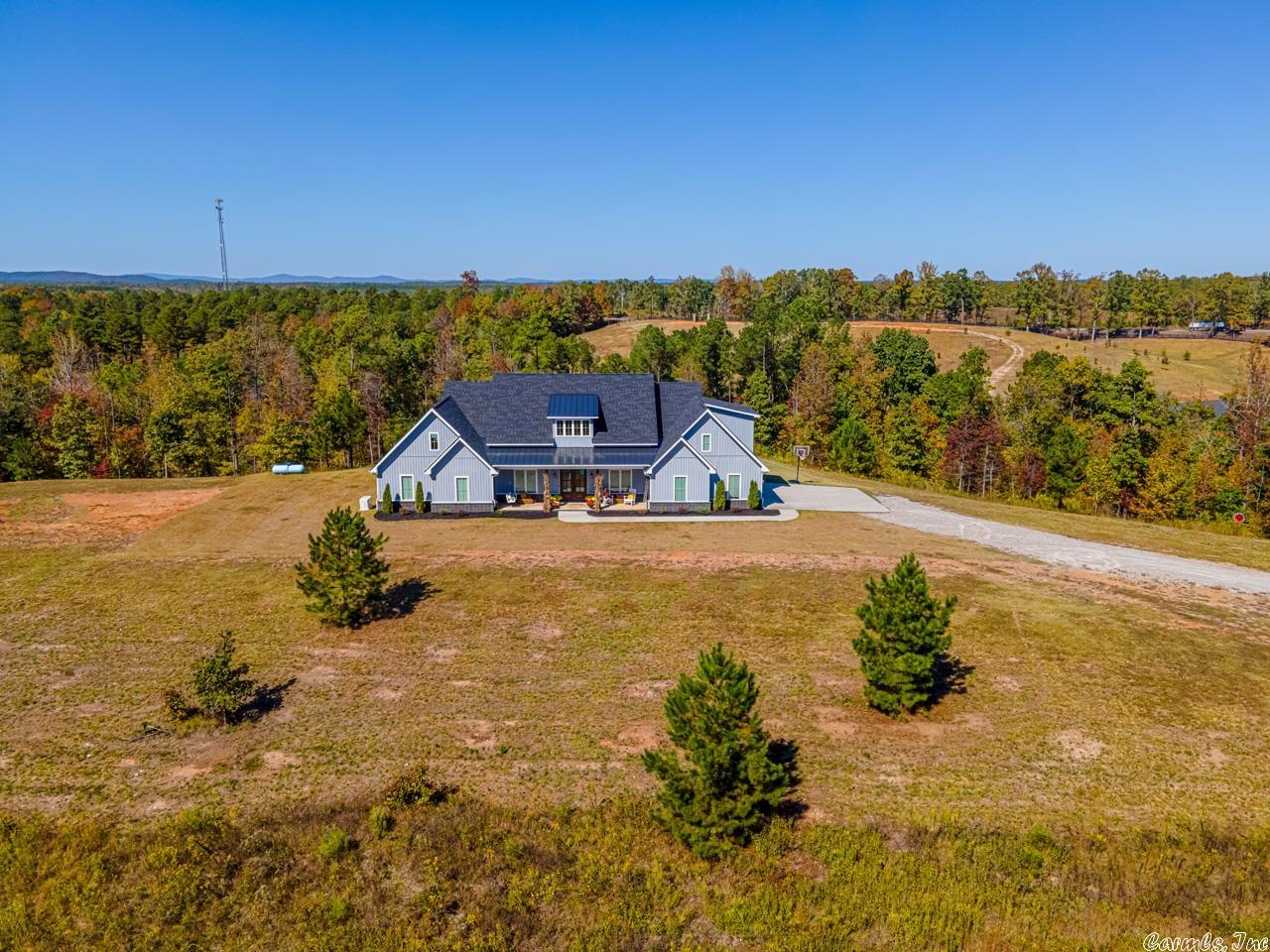 KENTUCKY HILLS - Residential