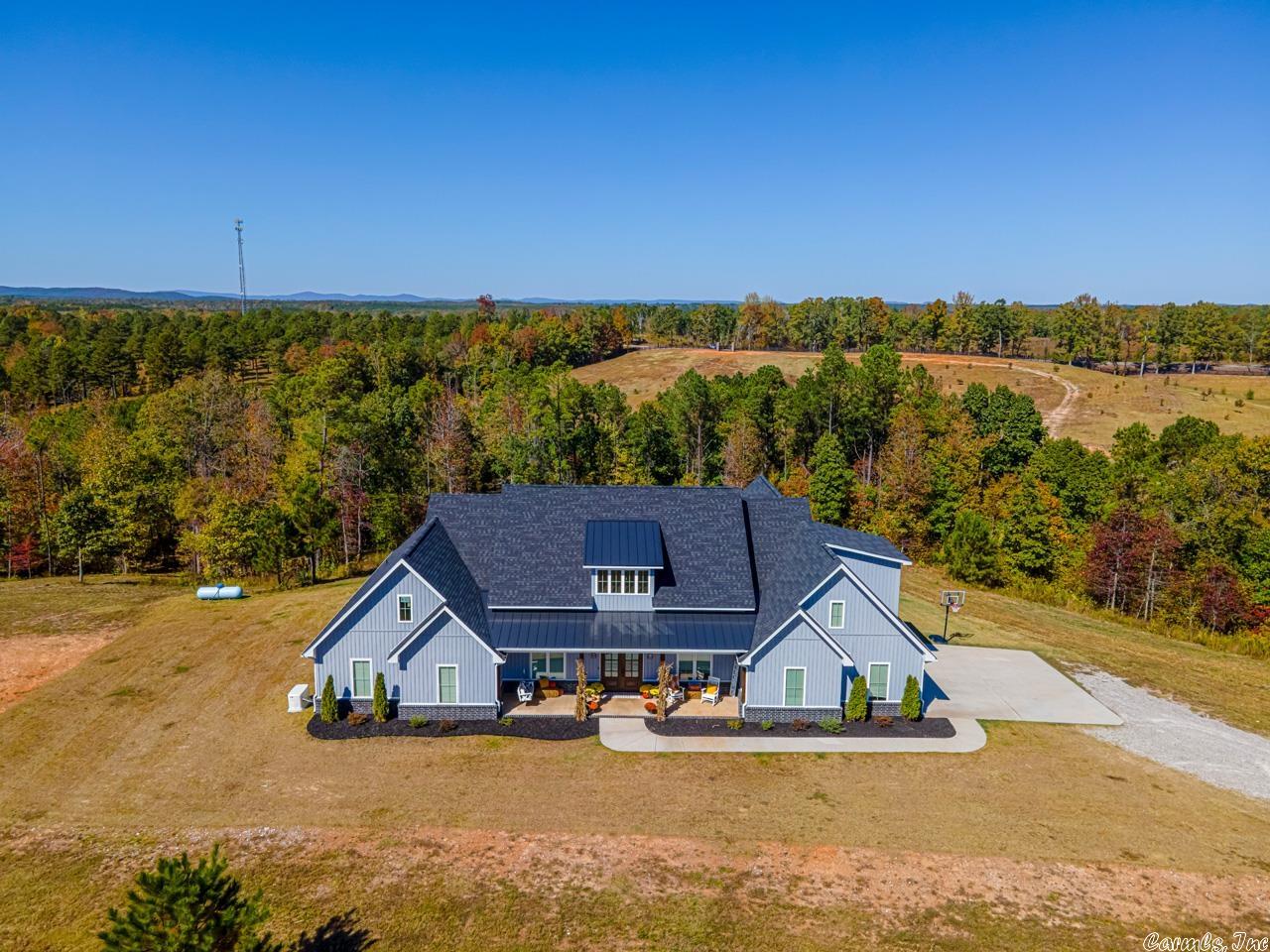 KENTUCKY HILLS - Residential
