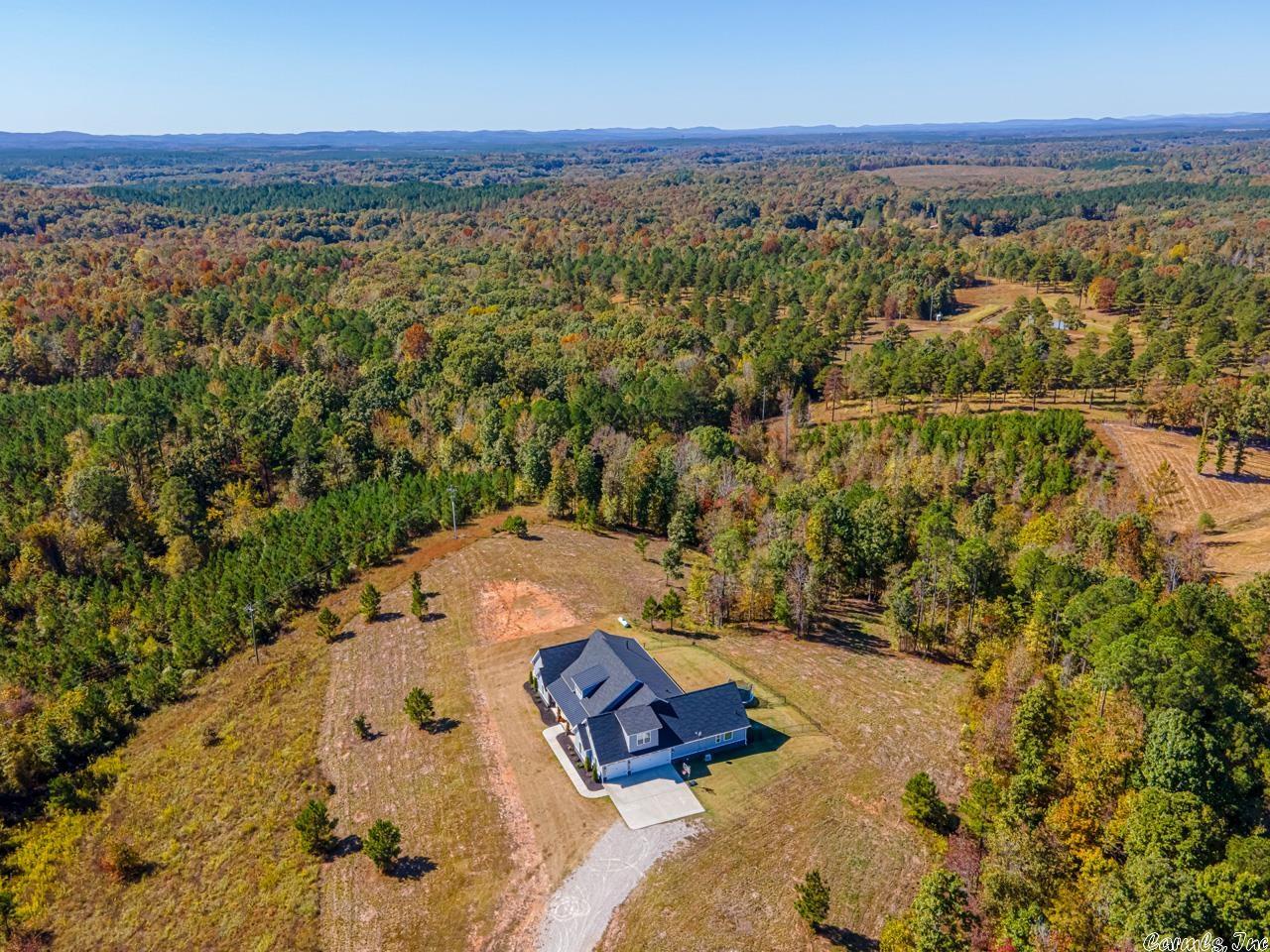 KENTUCKY HILLS - Residential