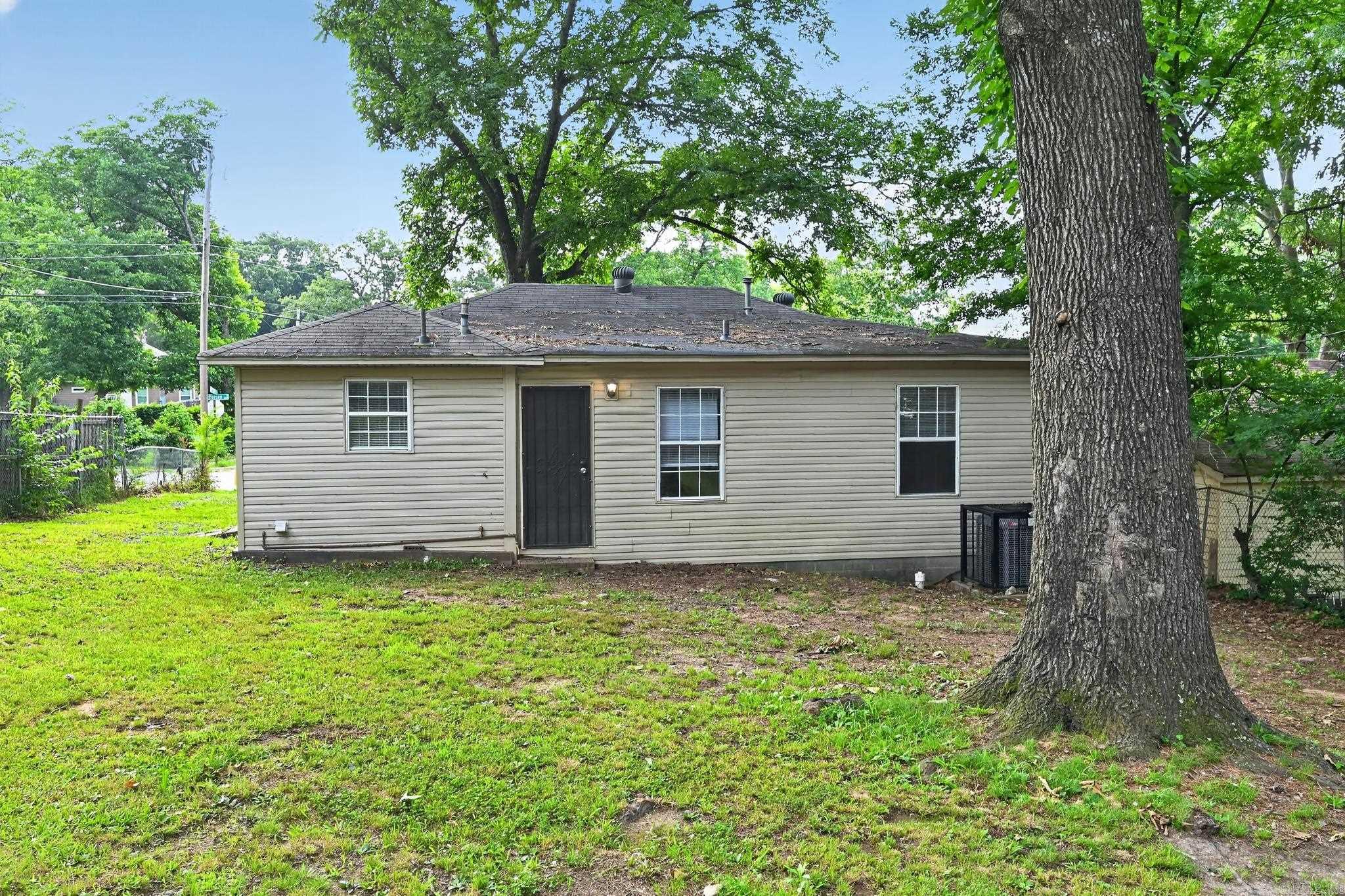 HYDE PARK - Residential
