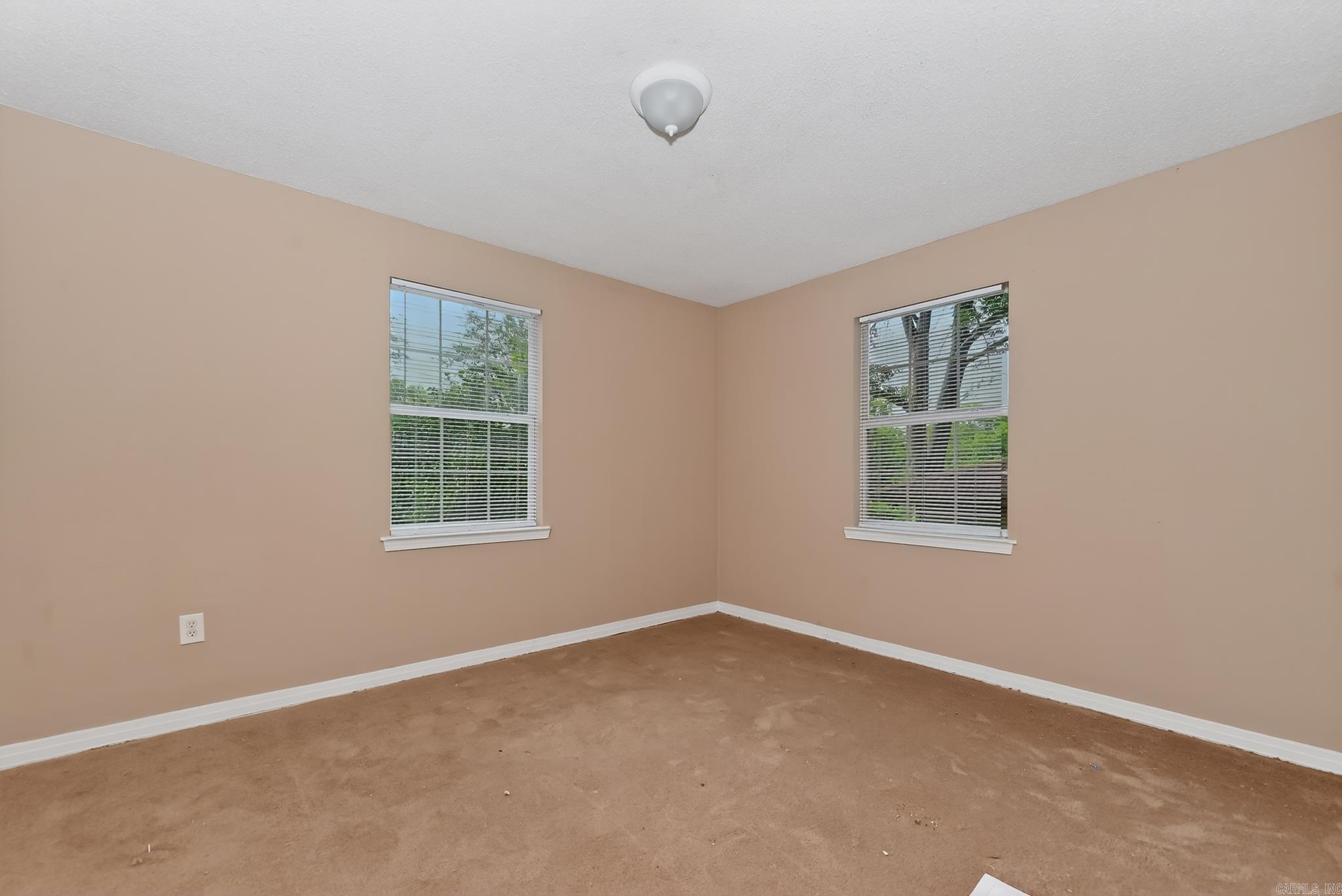 HYDE PARK - Residential