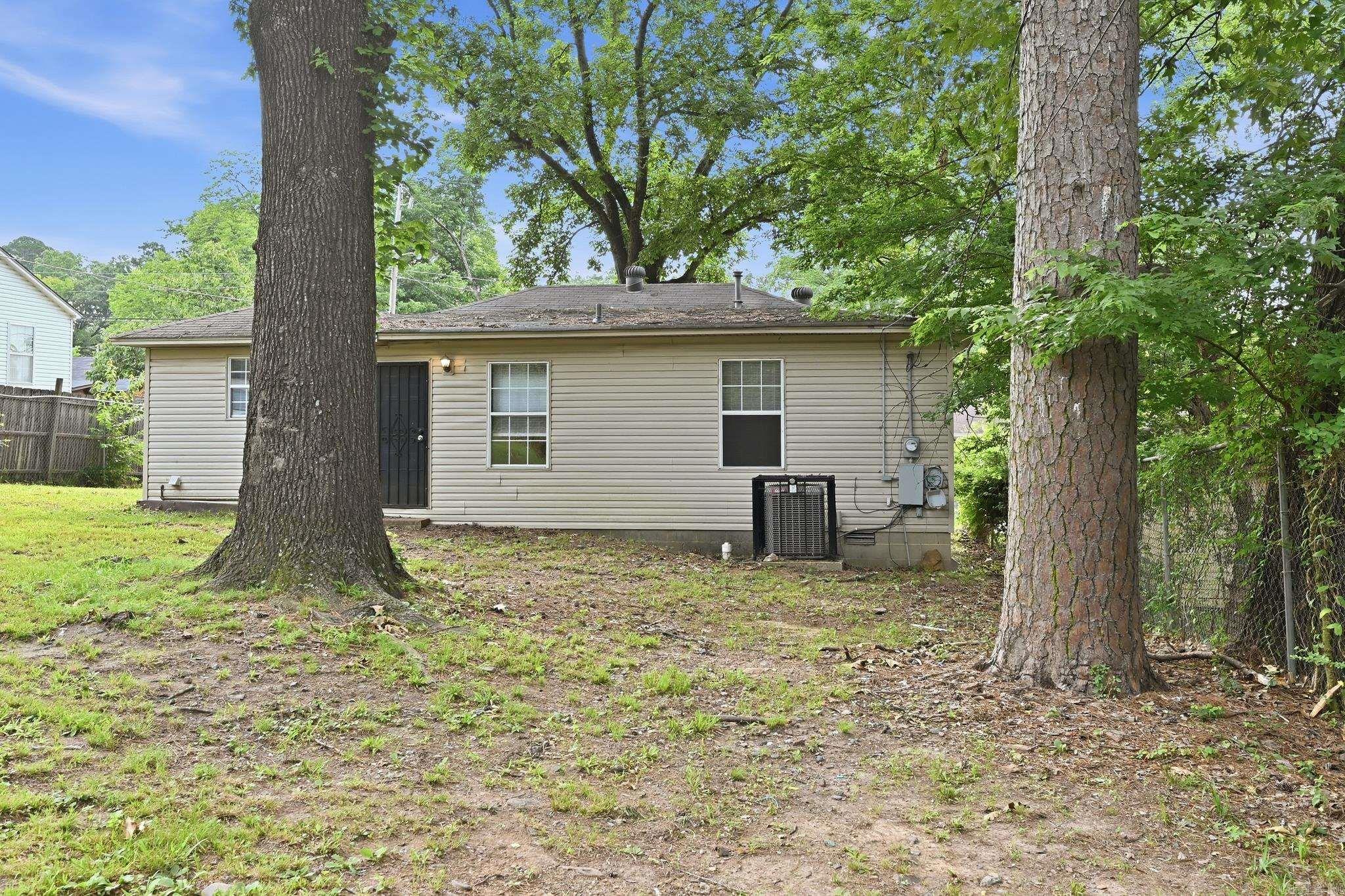 HYDE PARK - Residential
