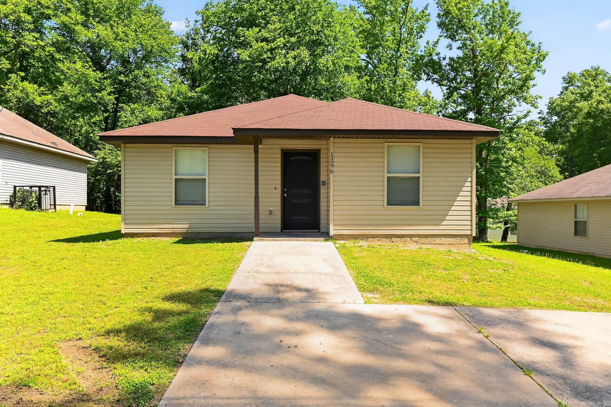 A desirable opportunity in a well-established residential area of Saline County. This property provides a peaceful setting with convenient access to local amenities, schools, shopping, and major roadways. The surrounding neighborhood features a mix of residential homes, creating a comfortable community atmosphere ideal for homeowners or investors seeking location and potential value. Whether you’re looking to build, invest, or develop, this site presents flexibility in a growing Benton market with strong long-term appeal.