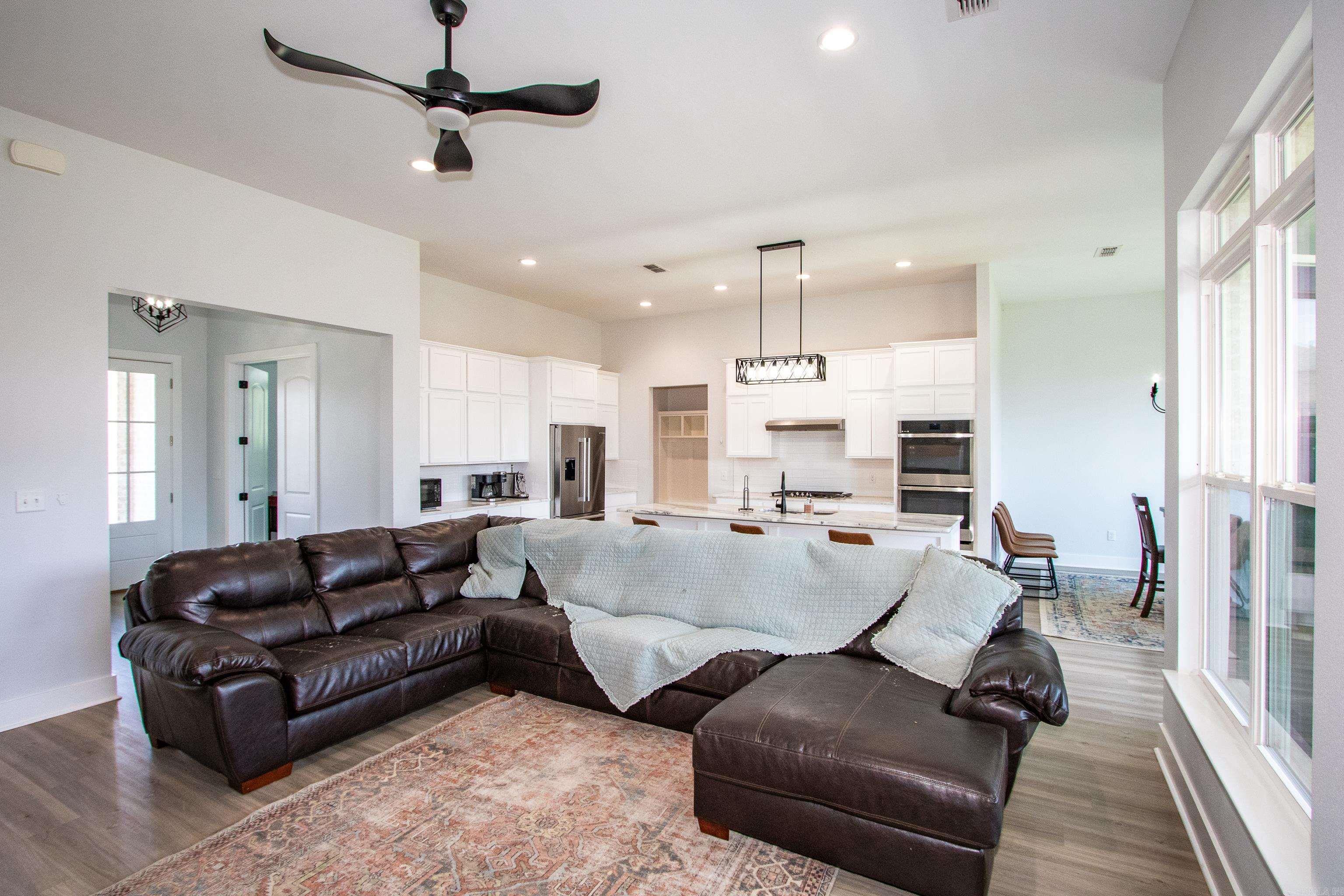 North Lake Estates - Residential