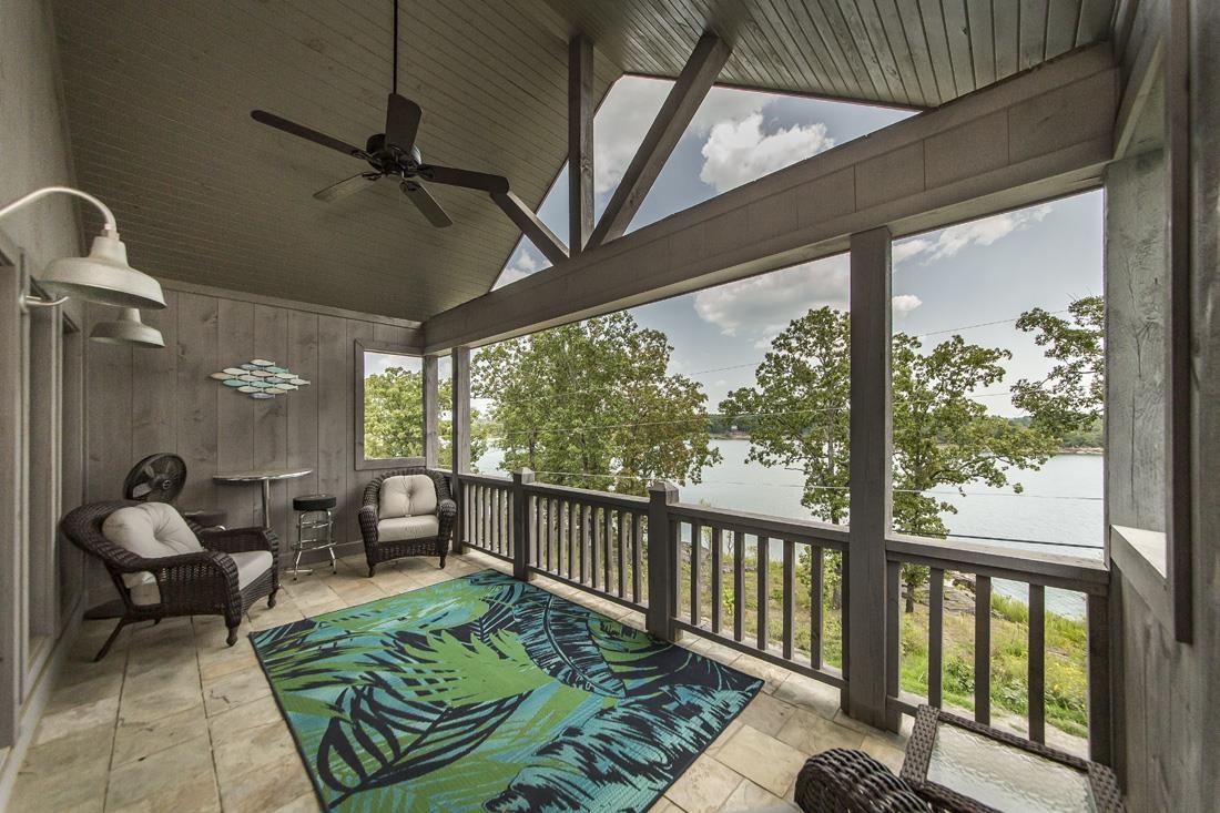 LAKESHORE BONDAIRE - LAKE - Residential