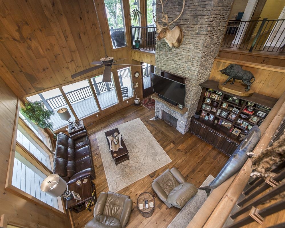 LAKESHORE BONDAIRE - LAKE - Residential
