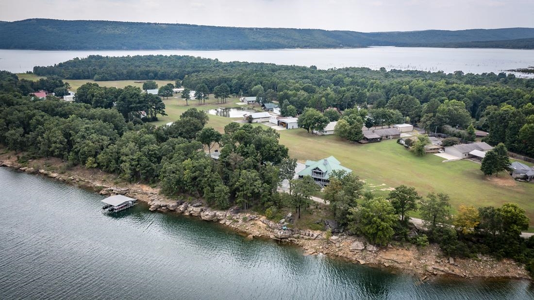 LAKESHORE BONDAIRE - LAKE - Residential