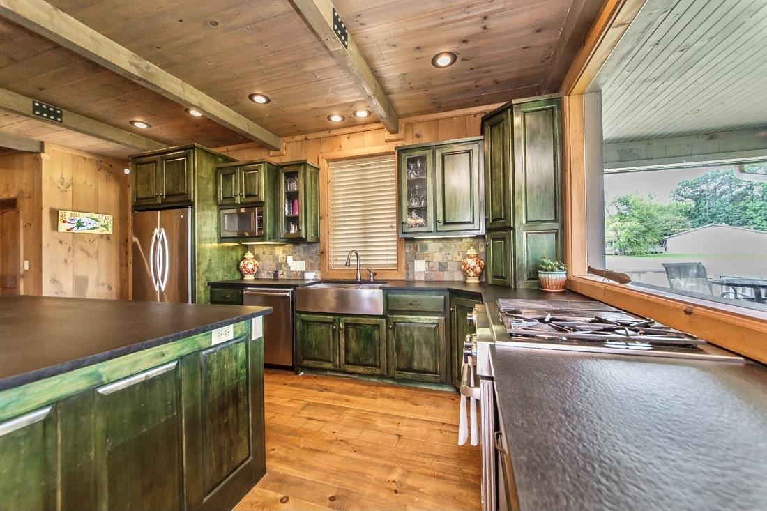 LAKESHORE BONDAIRE - LAKE - Residential