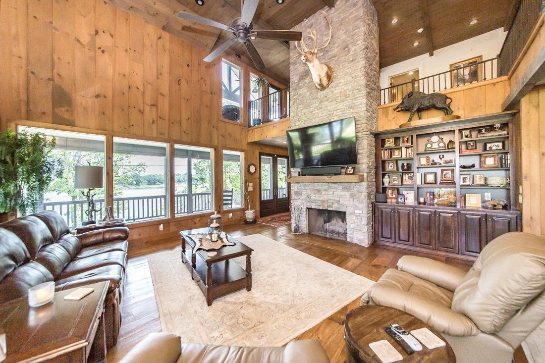 LAKESHORE BONDAIRE - LAKE - Residential