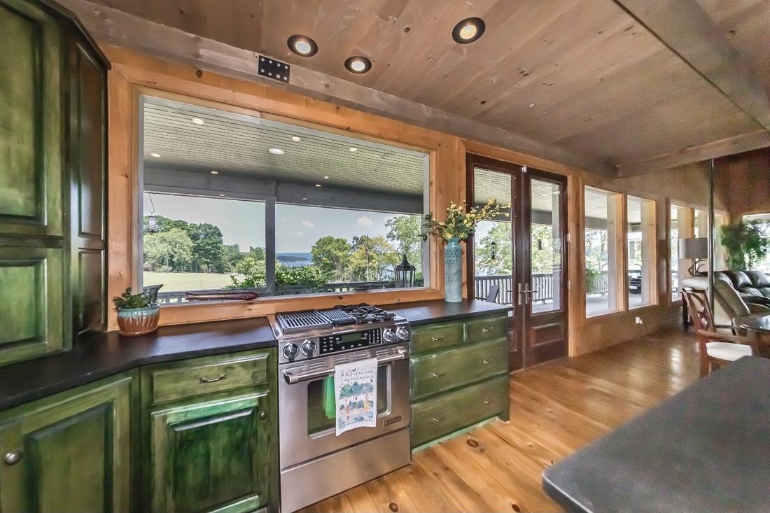 LAKESHORE BONDAIRE - LAKE - Residential