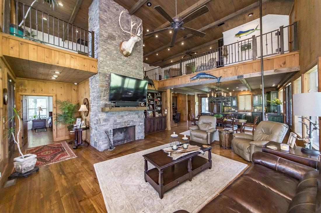 LAKESHORE BONDAIRE - LAKE - Residential
