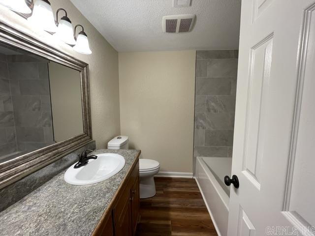COKER HAMPTON - Residential