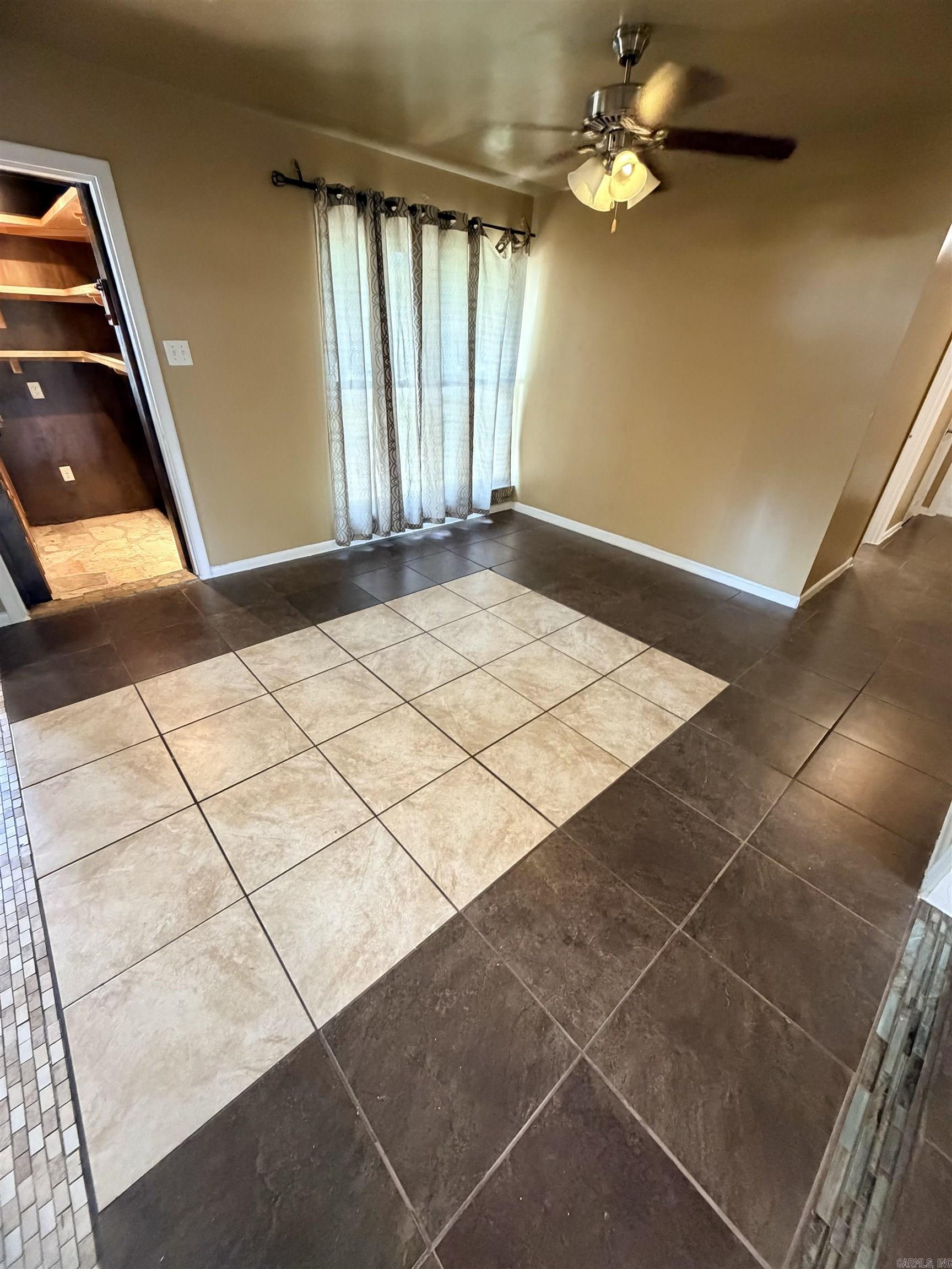 WAKEFIELD VILLAGE - Residential