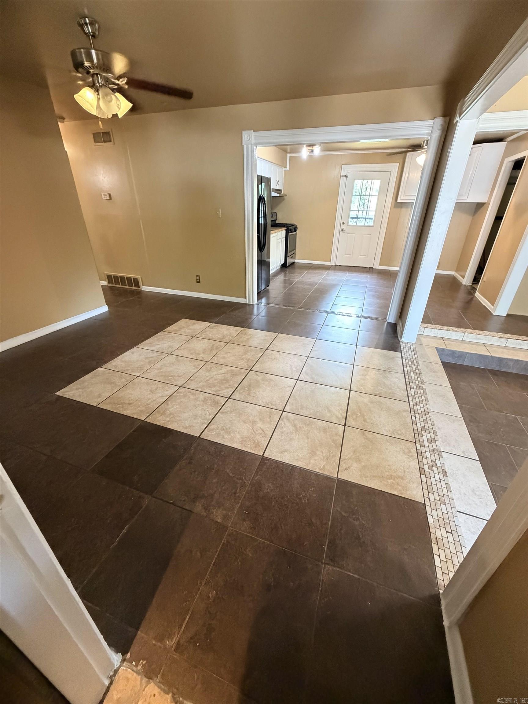 WAKEFIELD VILLAGE - Residential