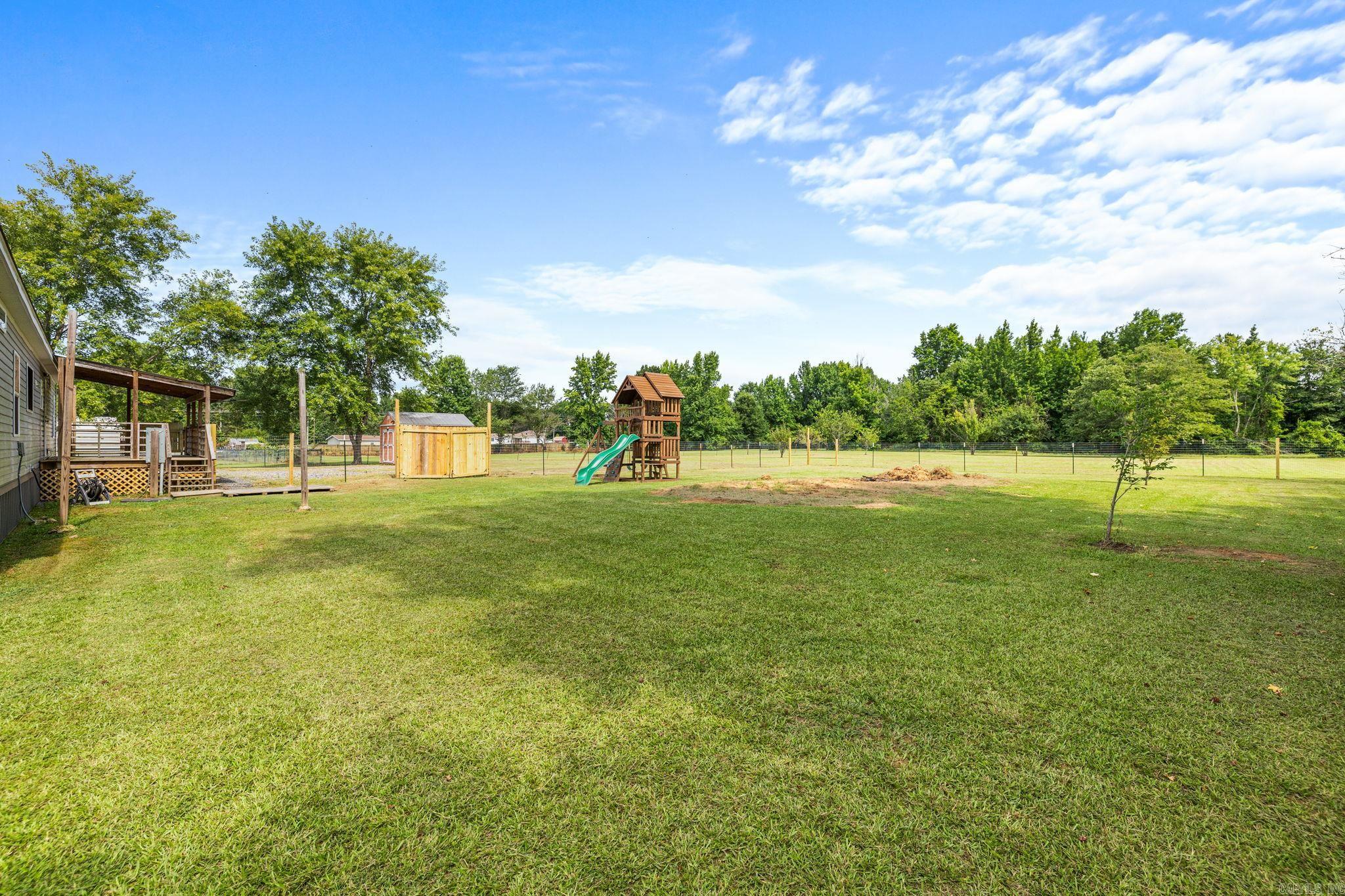 EAST MEADOW - Residential