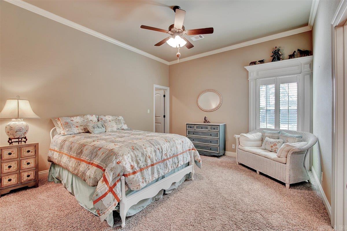 ARLINGTON PARK - Residential
