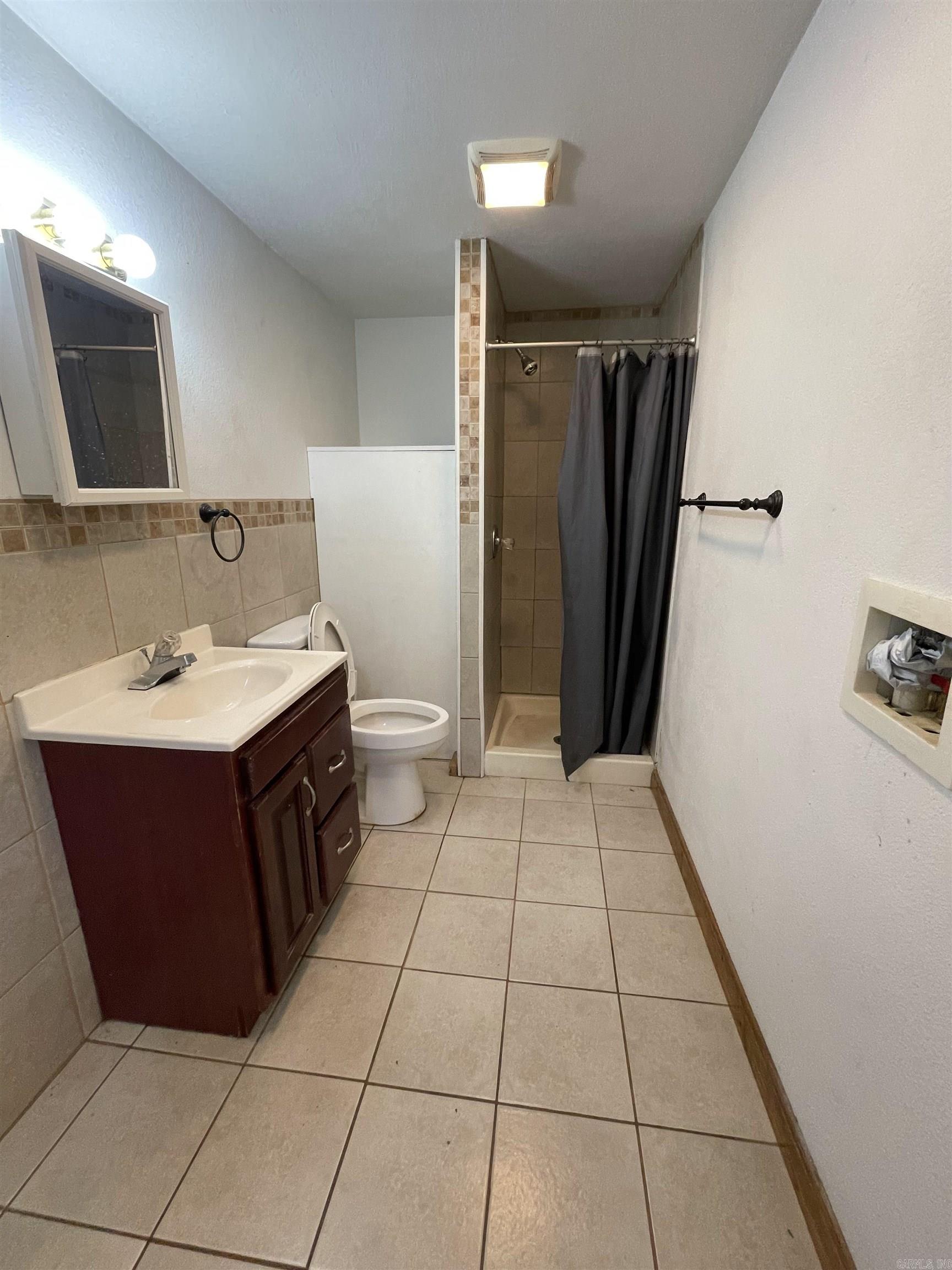 Mena Original - Residential Lease