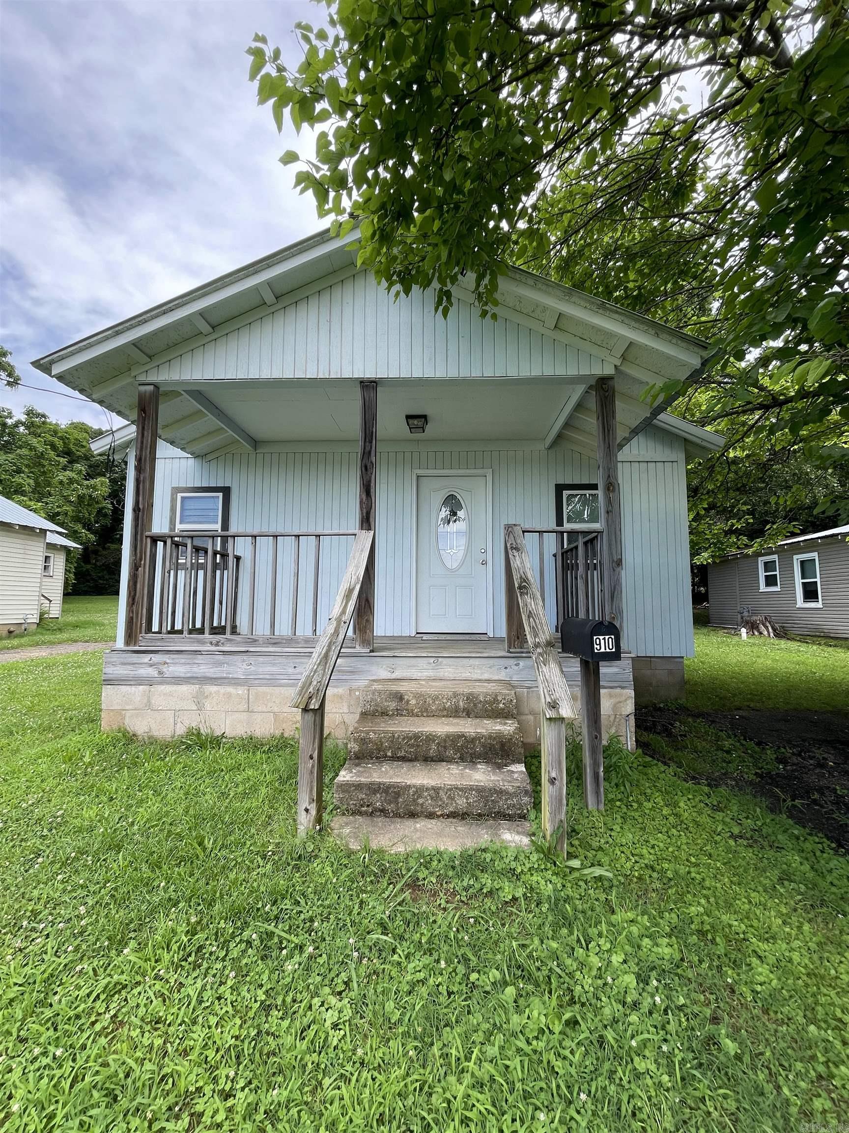 Mena Original - Residential Lease