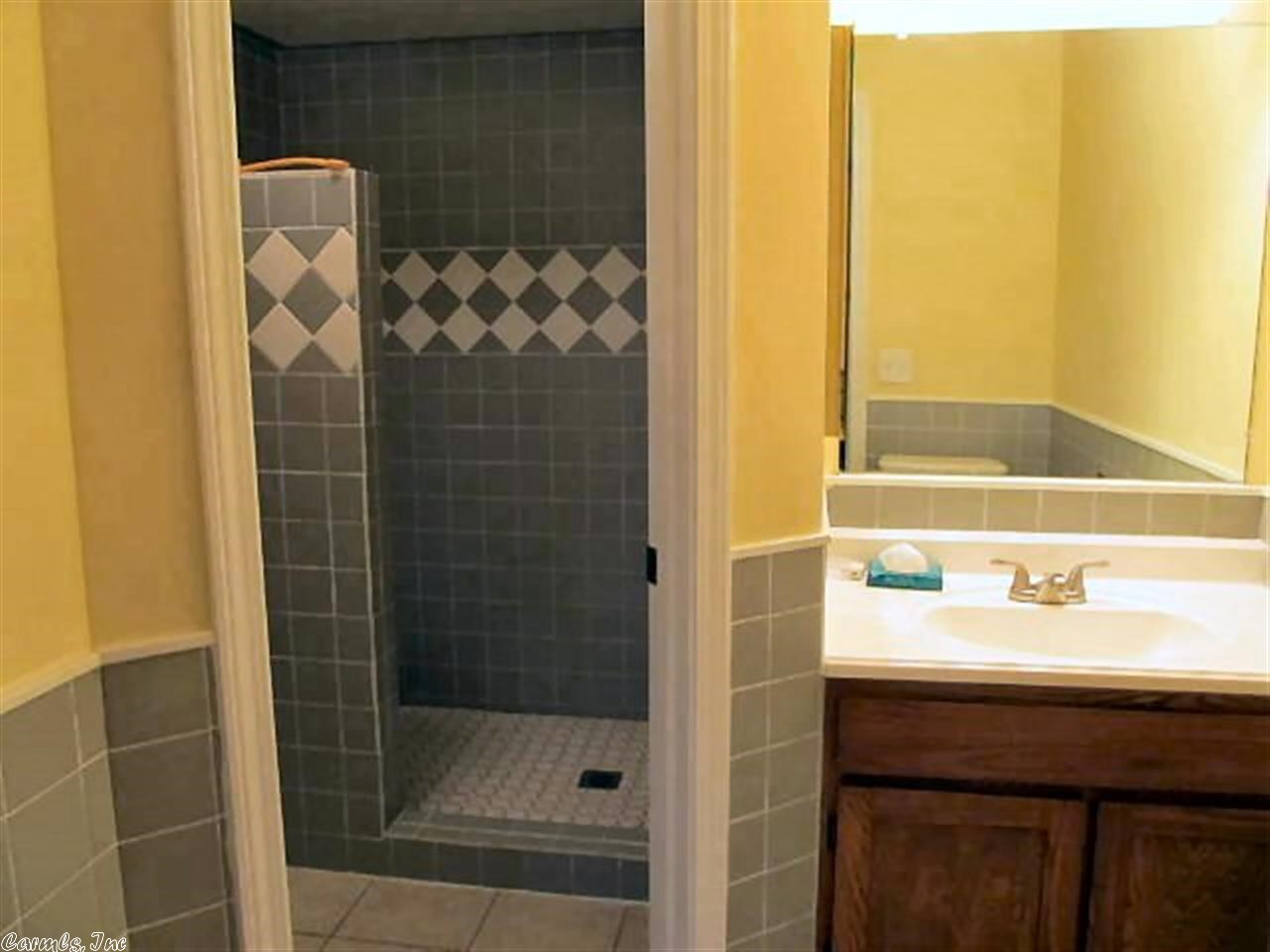Cherokee Courts - Residential