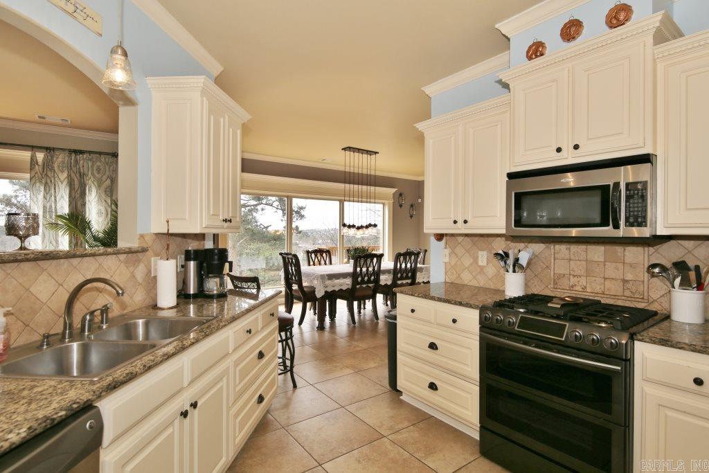 WALTON HEIGHTS - Residential