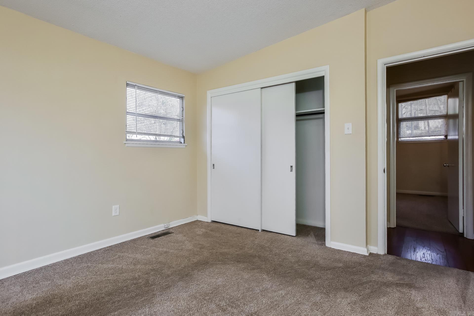 nil - Residential Lease