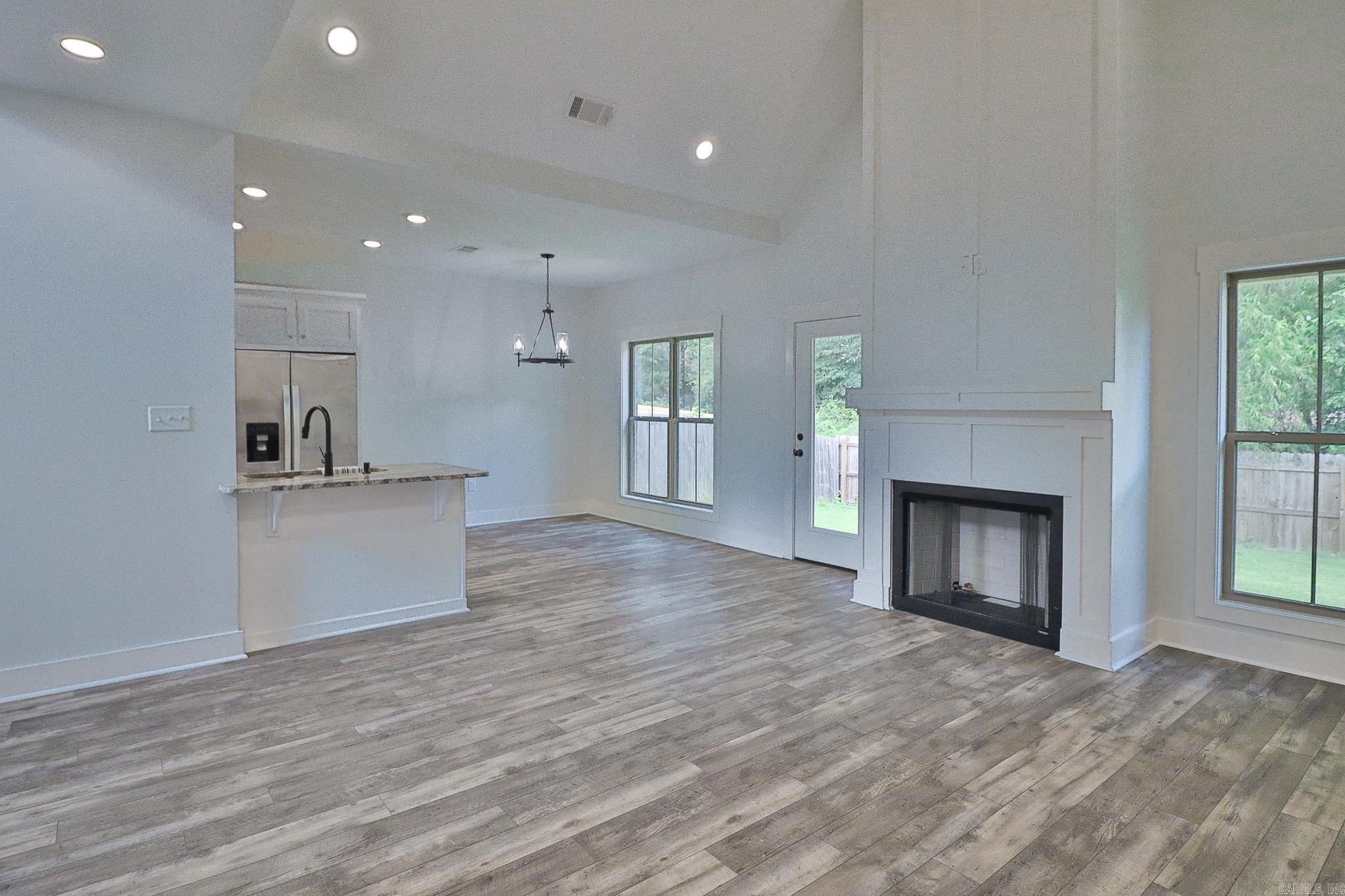 PROSPECT VILLAGE - Residential