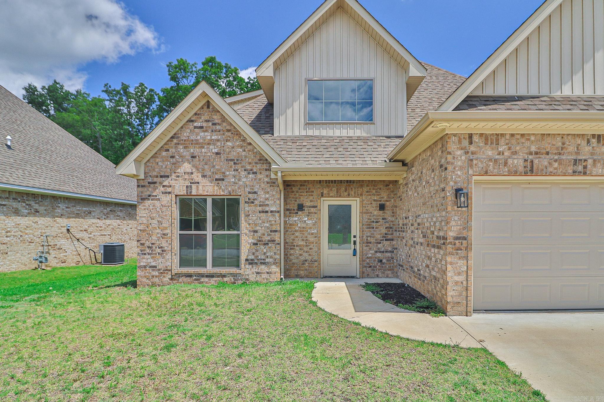 PROSPECT VILLAGE - Residential