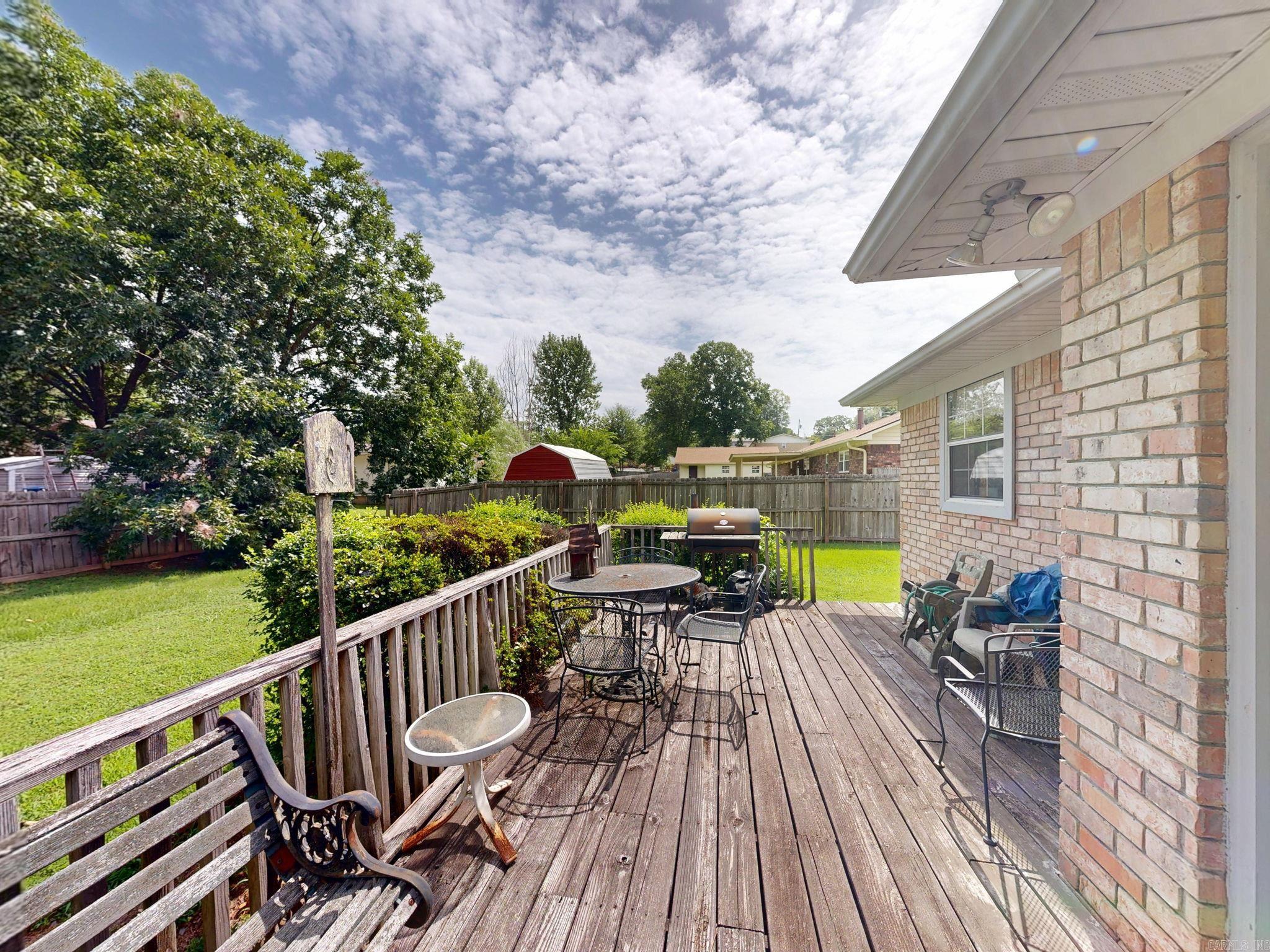 WILLOWBROOK - Residential