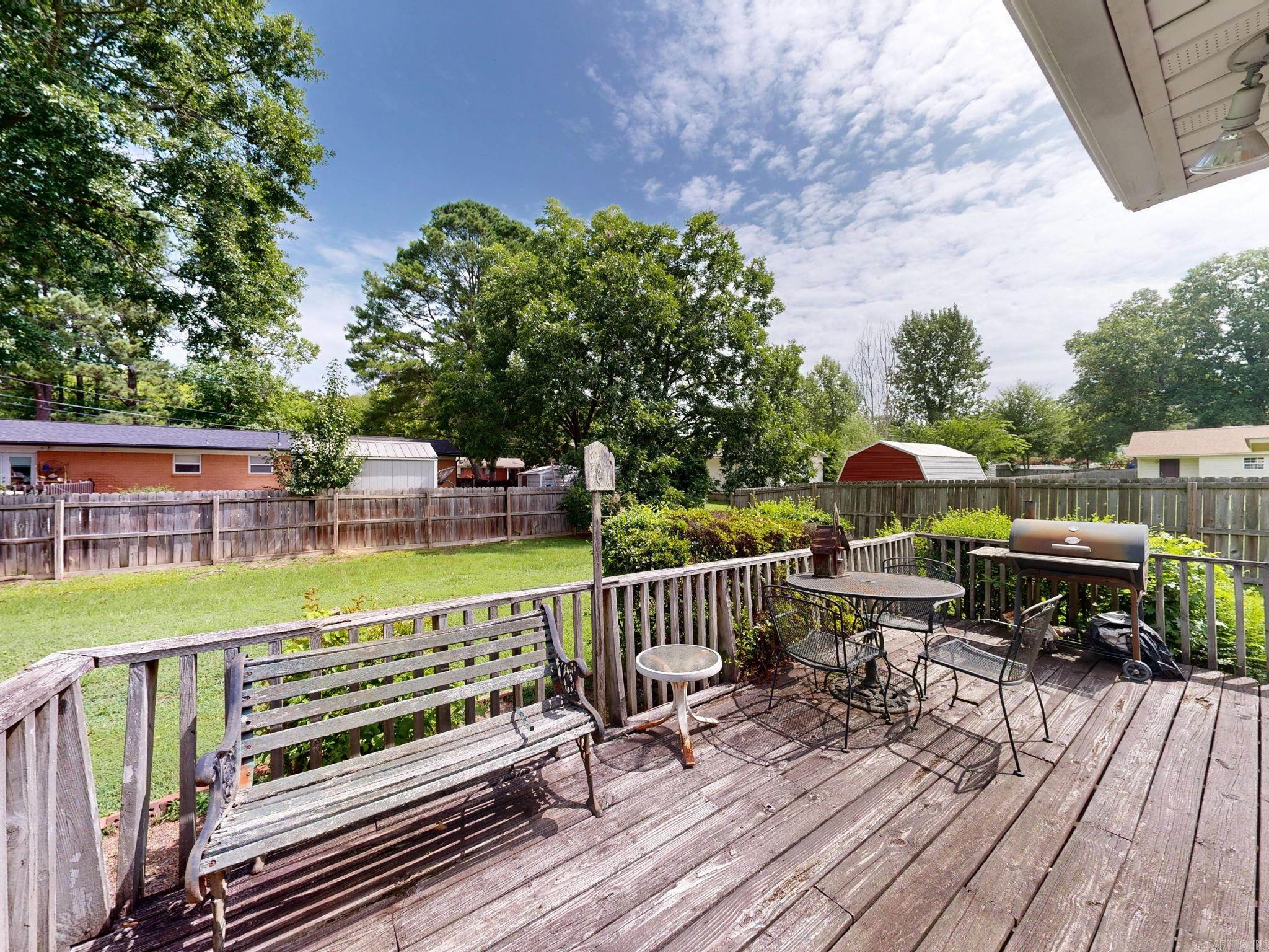 WILLOWBROOK - Residential