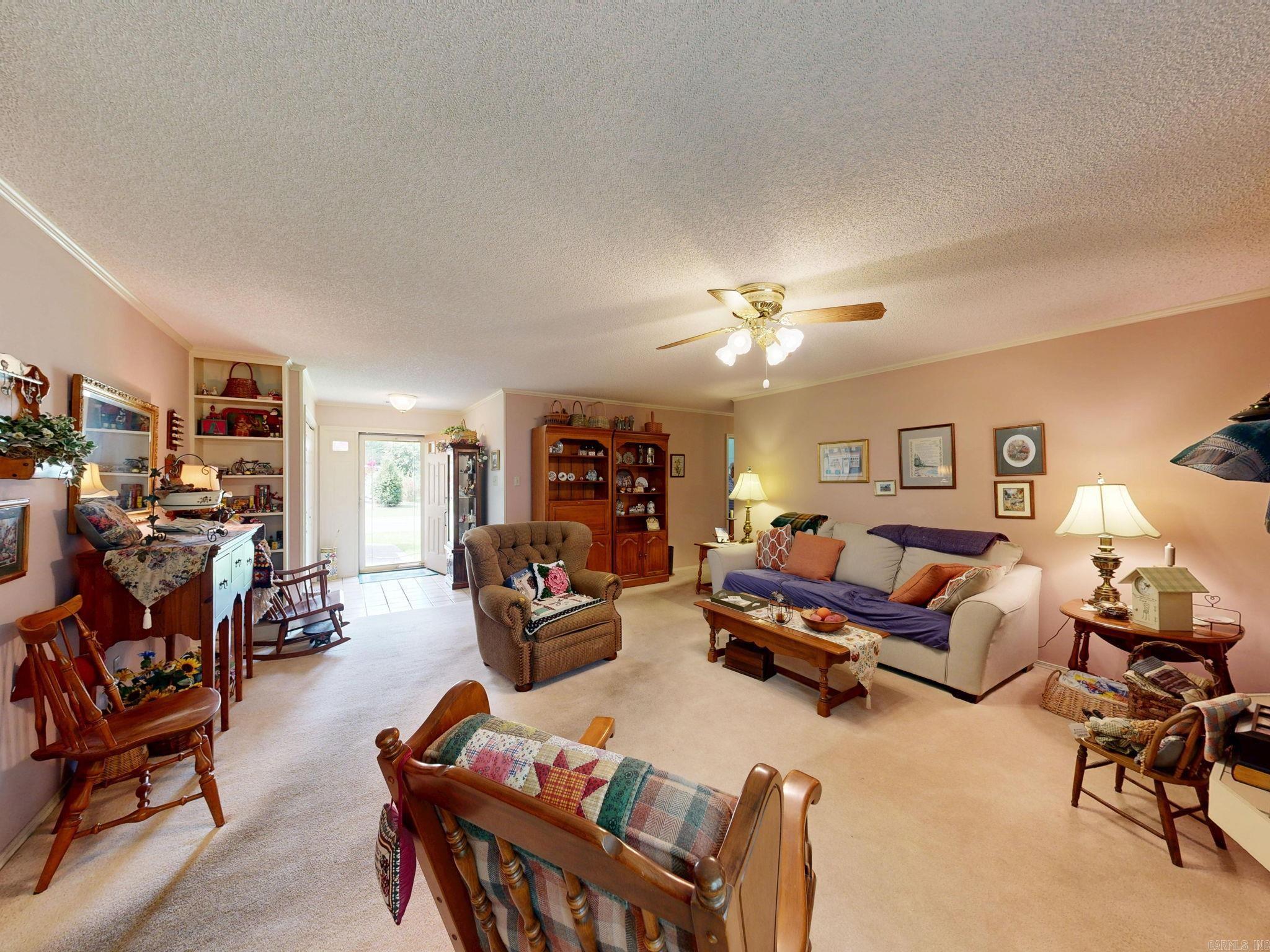 WILLOWBROOK - Residential