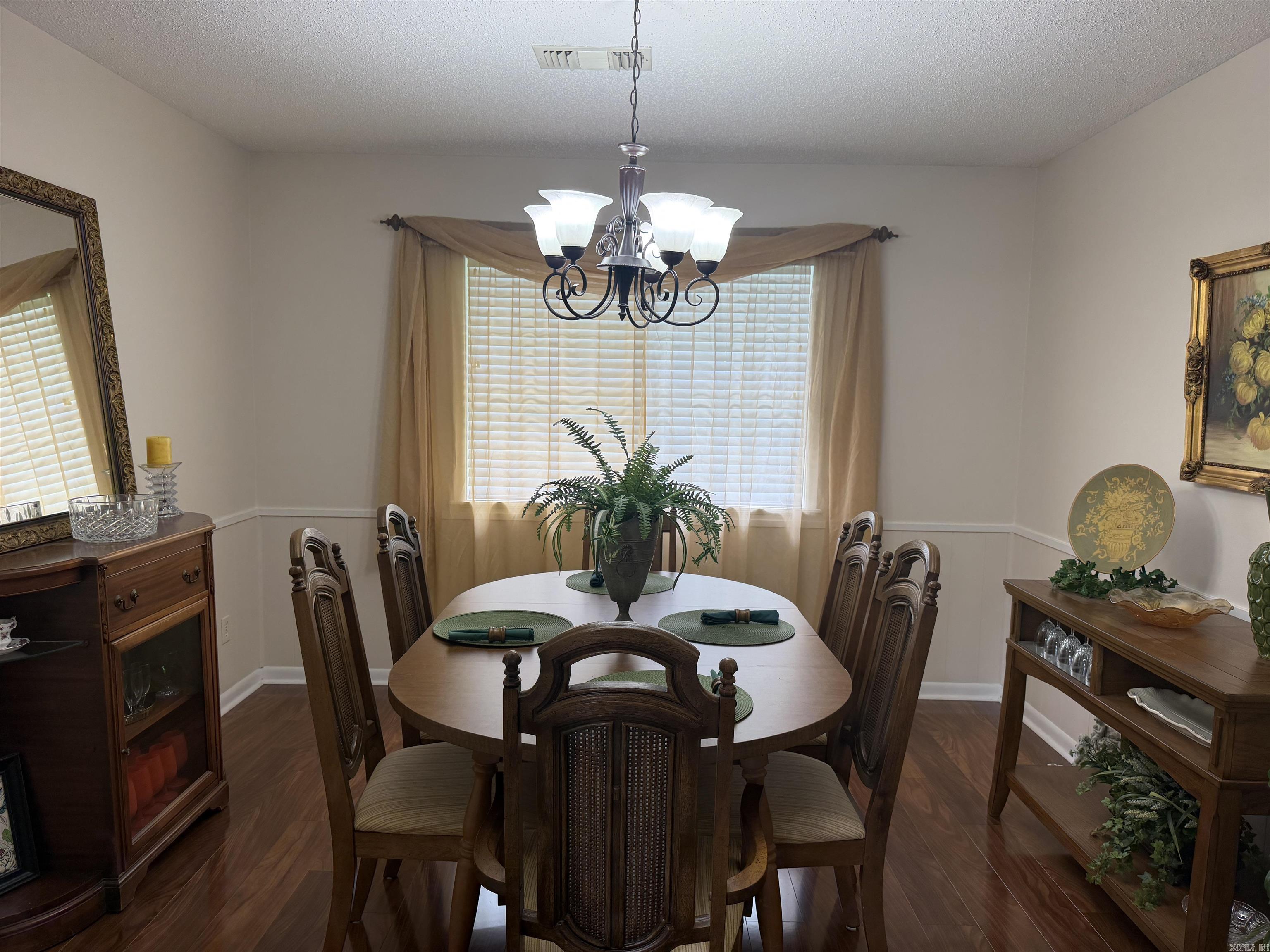 COLONIAL PARK - Residential