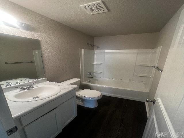 OAKLAND GROVE ESTATES - Residential