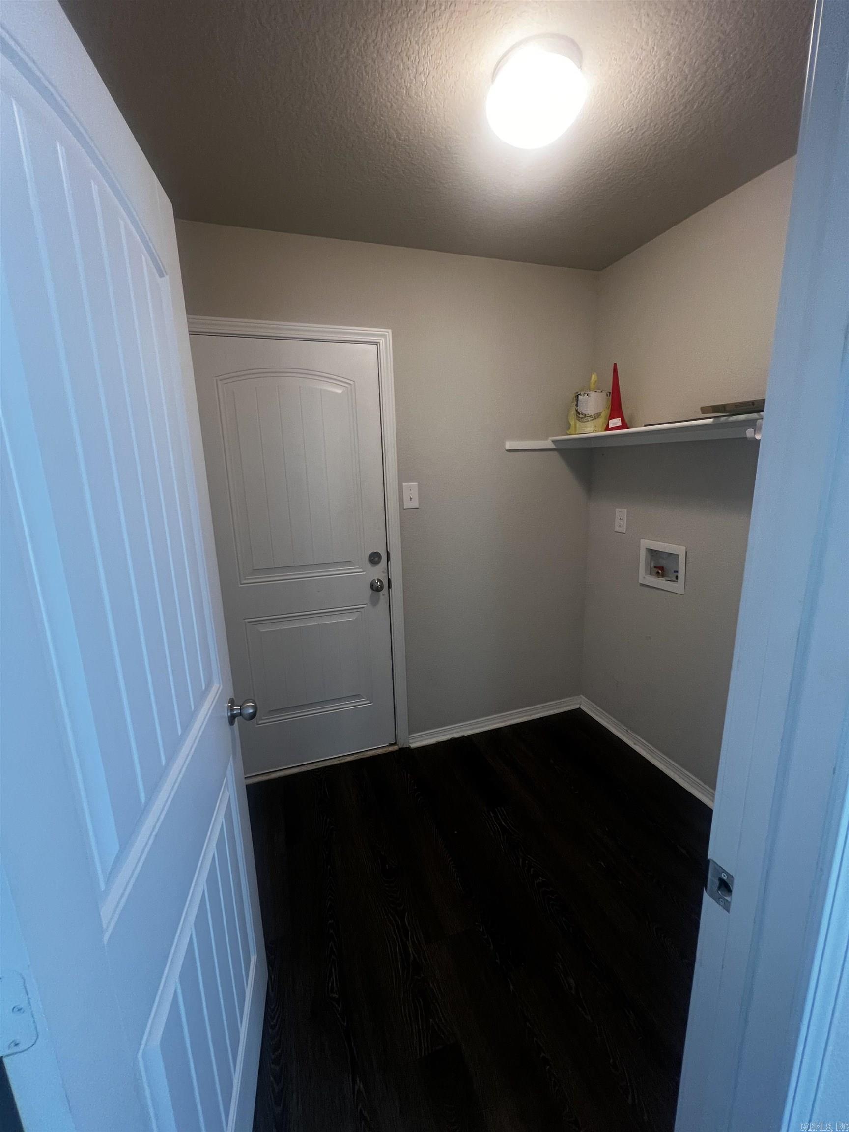 OAKLAND GROVE ESTATES - Residential