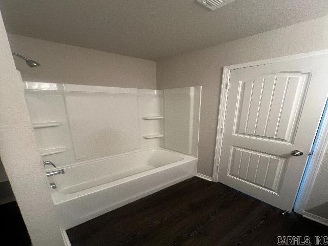 OAKLAND GROVE ESTATES - Residential