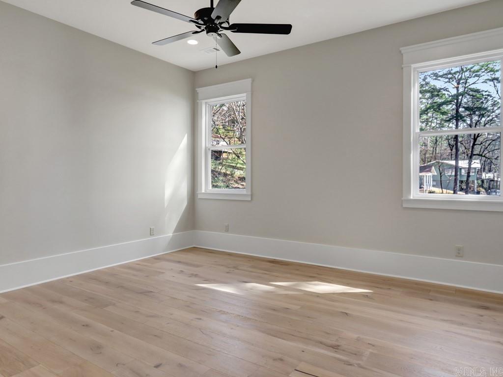 ARKRIDGE LAKE ESTATES - Residential
