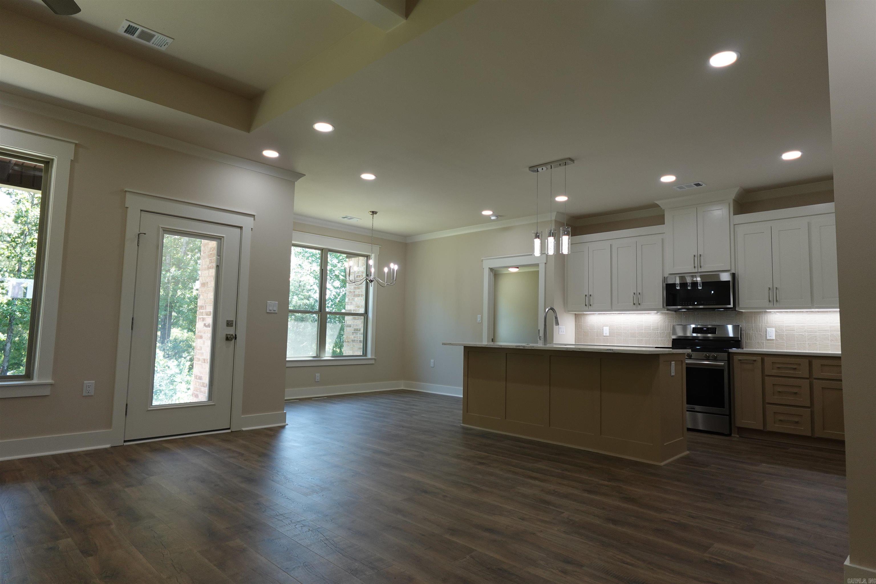 HIDDEN VALLEY ESTATES - Residential