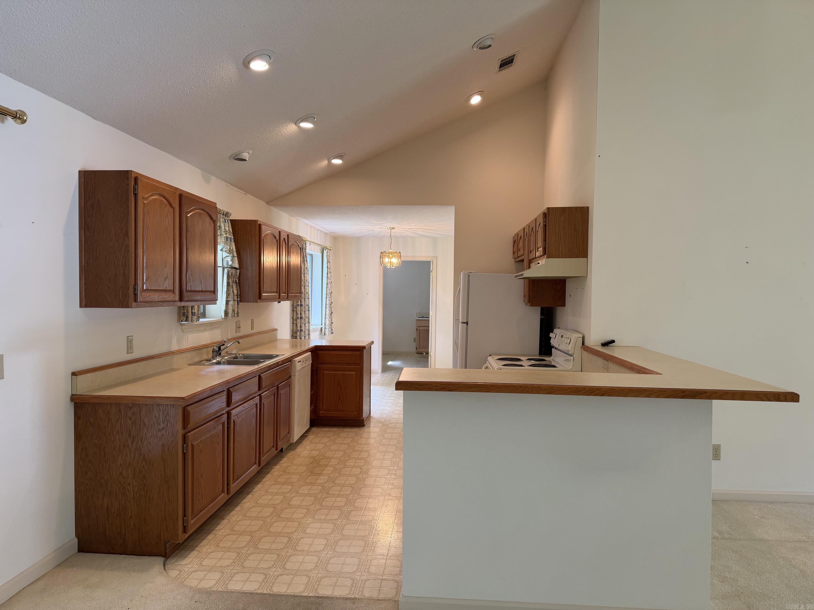 Heber Springs-Inside - Residential