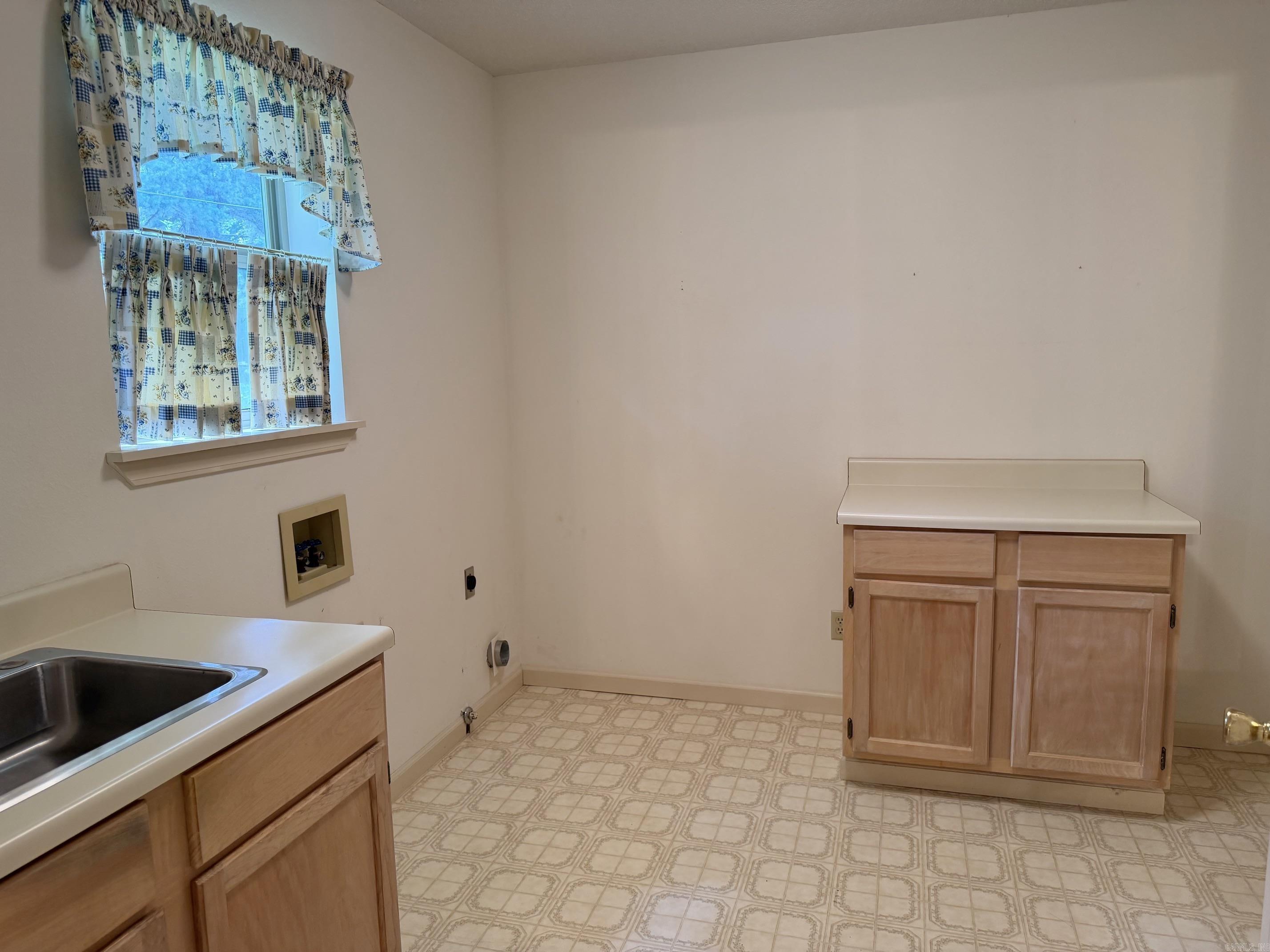 Heber Springs-Inside - Residential