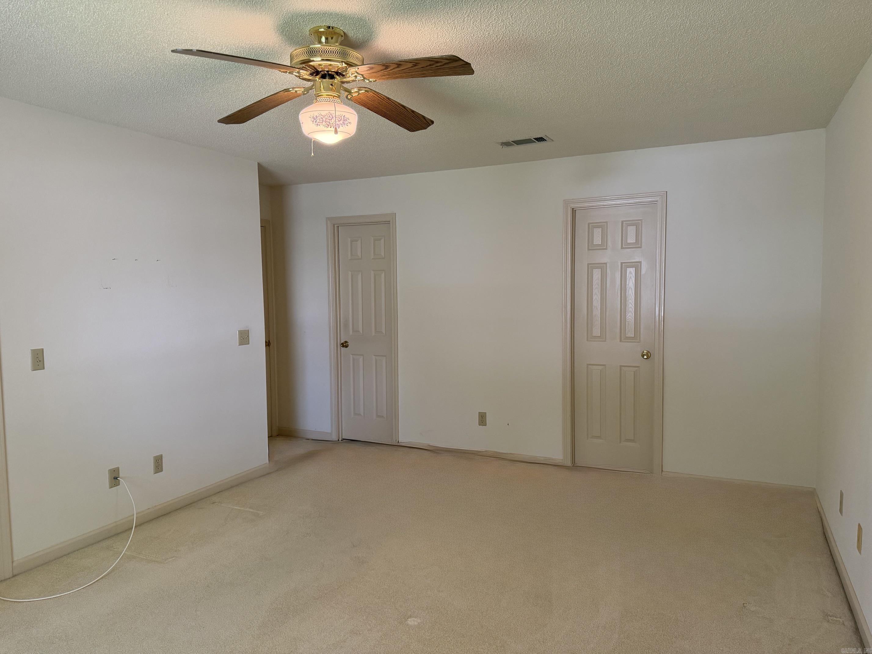 Heber Springs-Inside - Residential