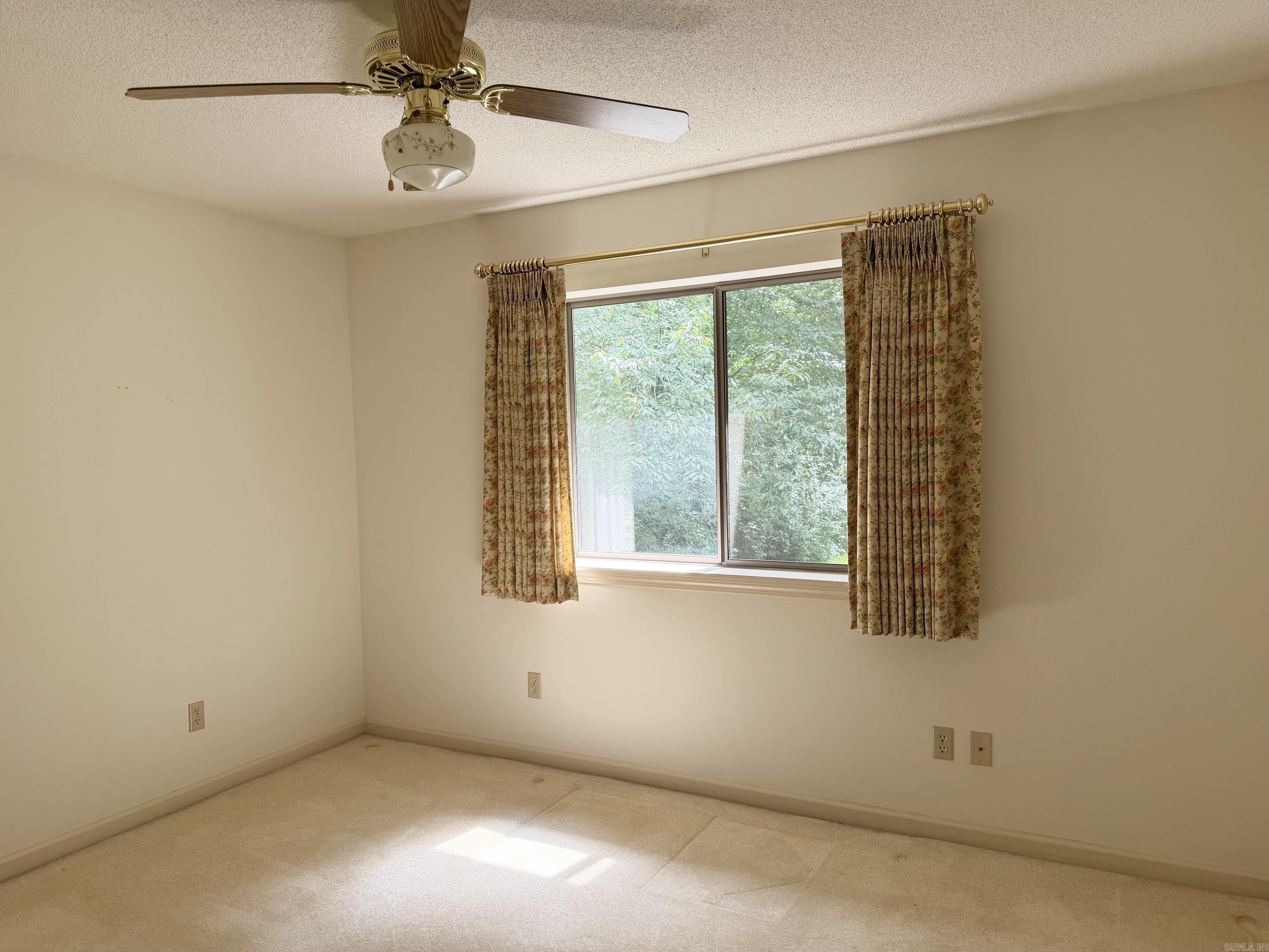 Heber Springs-Inside - Residential
