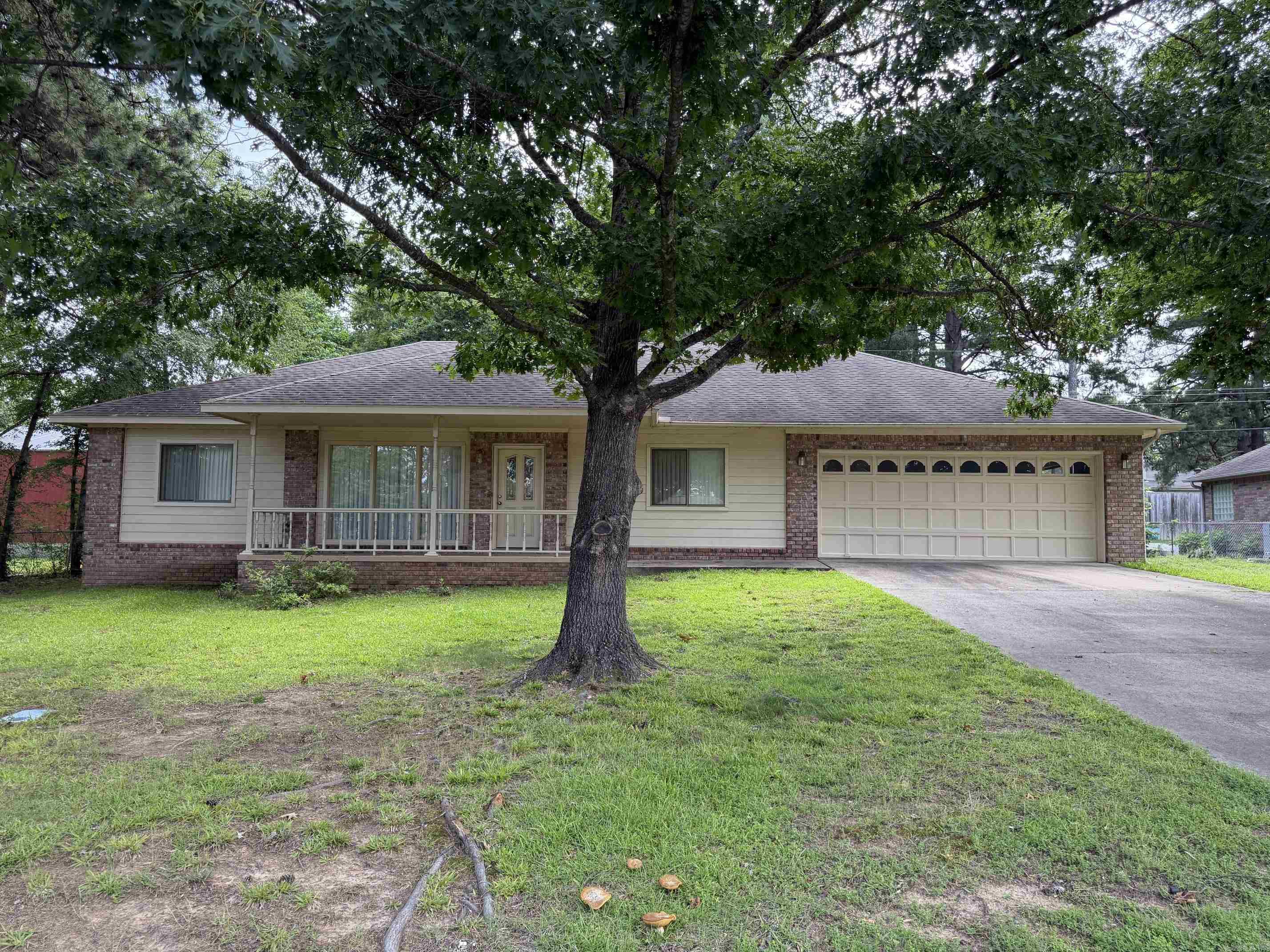 Heber Springs-Inside - Residential