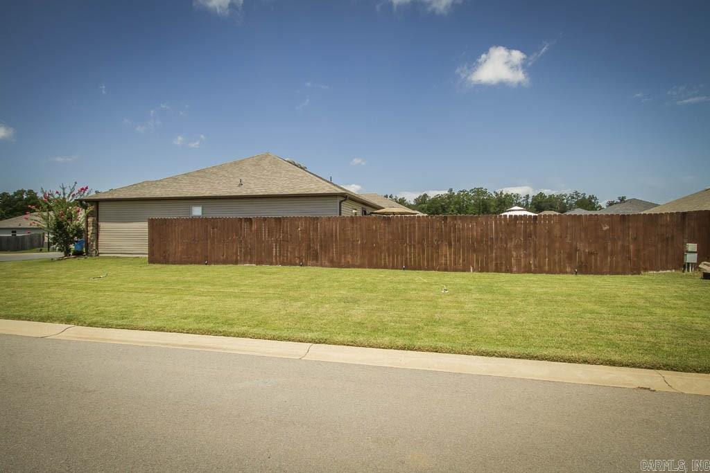 PARKWAY MEADOWS - Residential